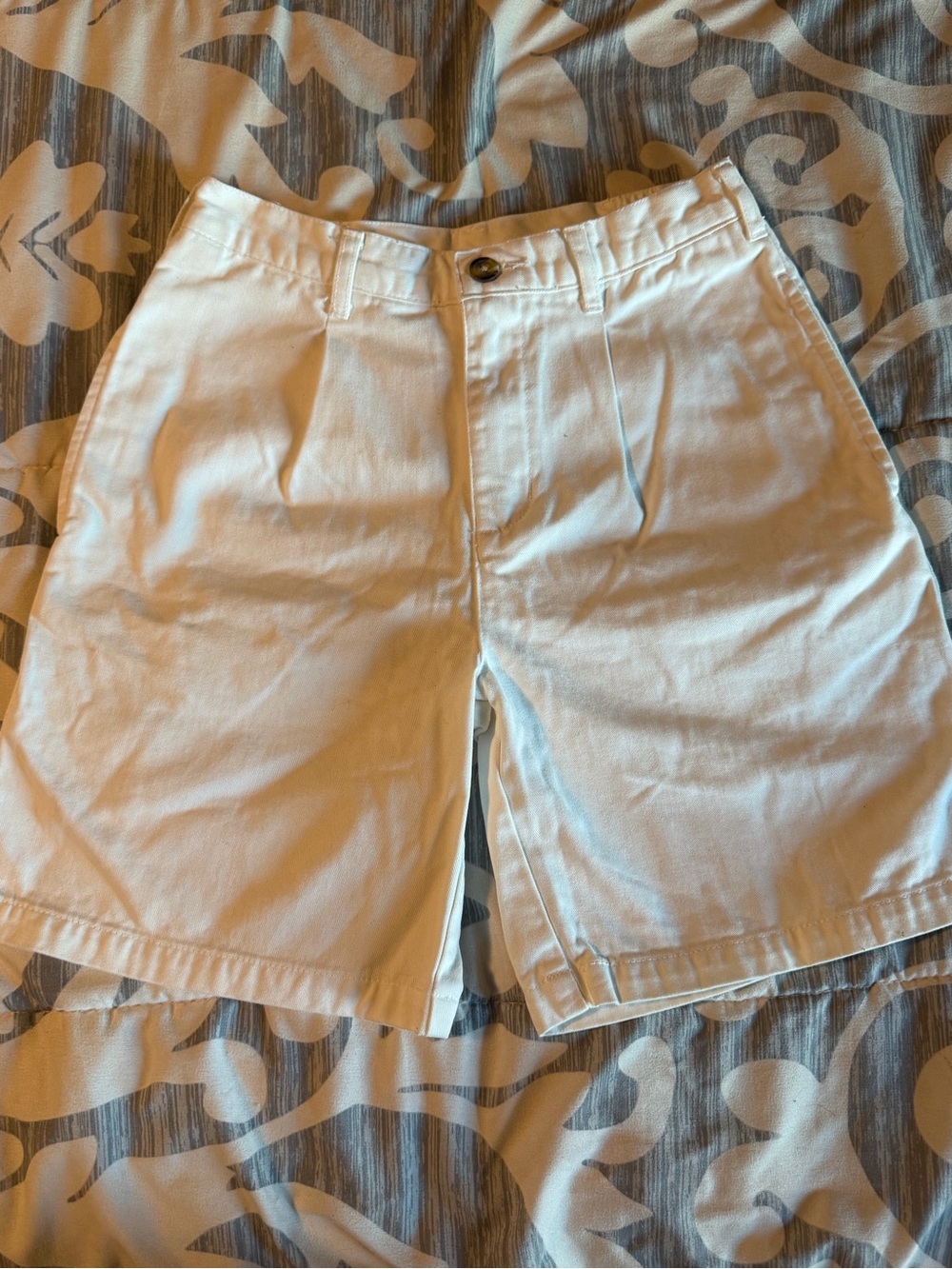 Boys size 8 White Cotton Dress Shorts